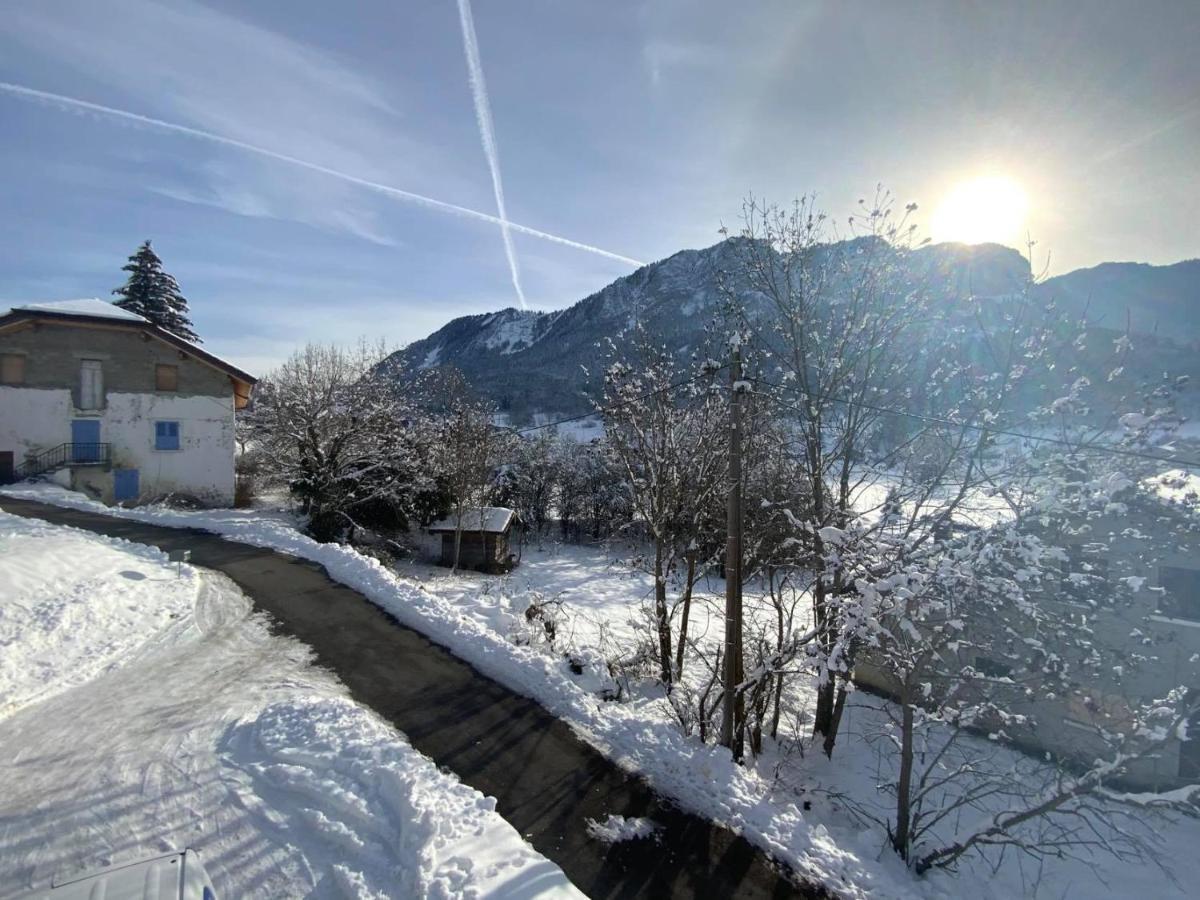Votre Studio Balneo Bien-Etre A La Montagne Thollon-les-Memises Exteriér fotografie